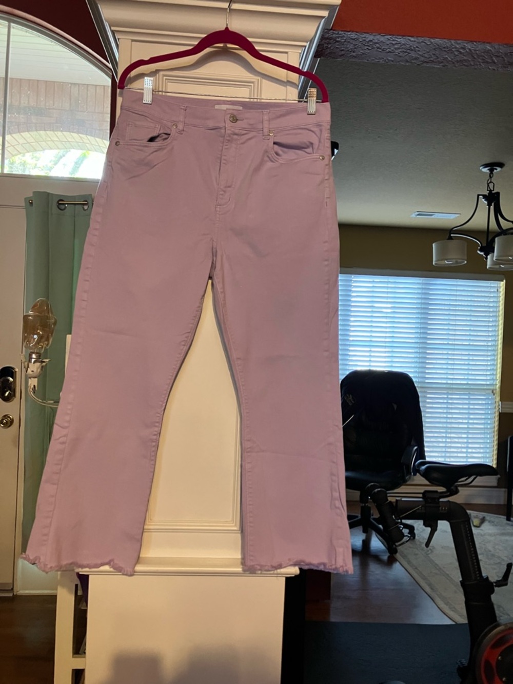 ANN TAYLOR LOFT PERIWINKLE CROPPED RAW EDGE JEANS SZ 12